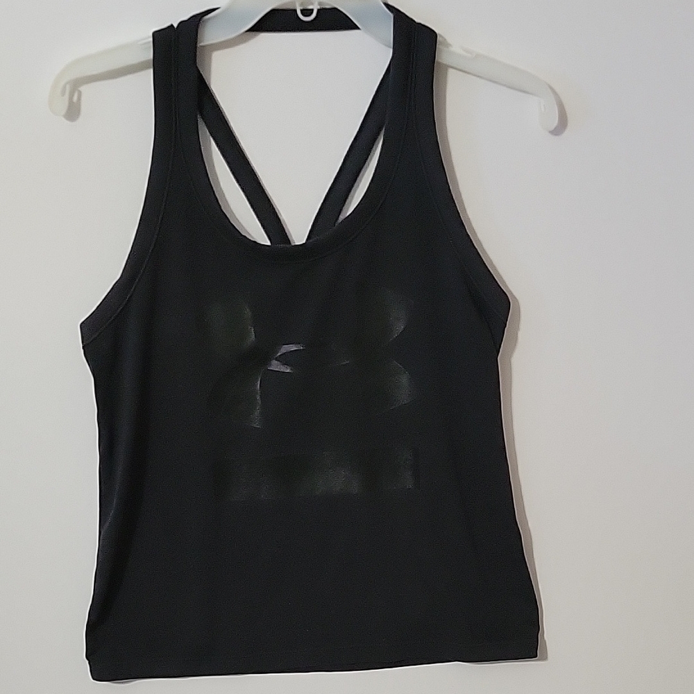 *Under Armour Women's Black Tank Top. SIZE S